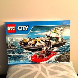 200 Piece lego set